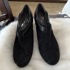 Aerosoles | Polka Dot Heelrest Size 10